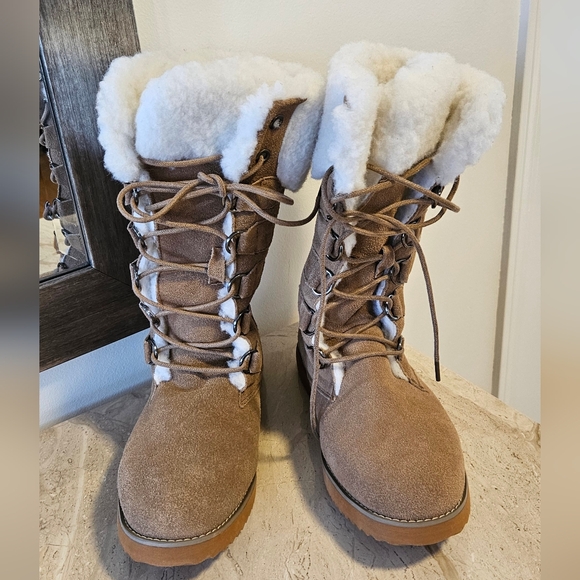 Emu Ridge Lace Up Suede Boots with Wool Blend Lining - Picture 4 of 15